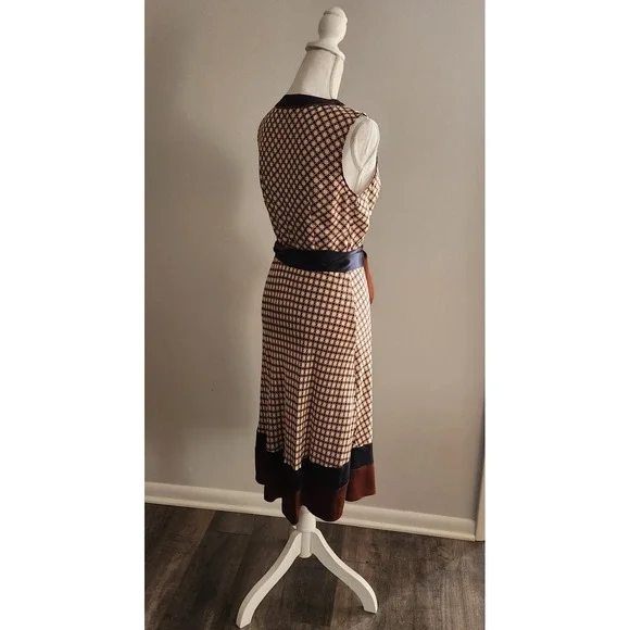 BCBGMAXAZRIA 100% Silk Geometric Print Wrap* Midi Dress Navy - Tan - Rust Size 4 - Picture 2 of 10